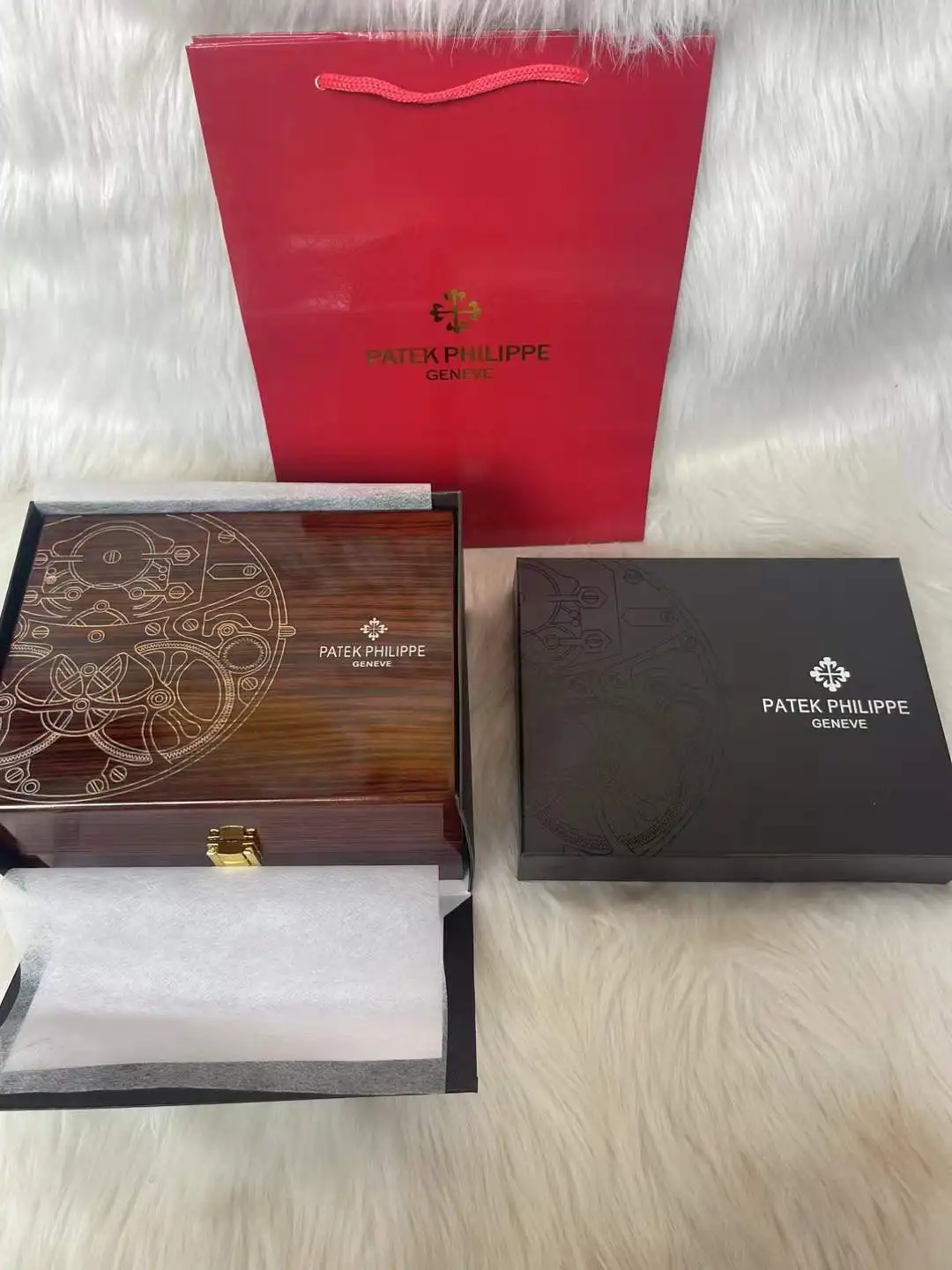 Patek Philippe High-End Wooden Watch Presentation Box with Gift Bag