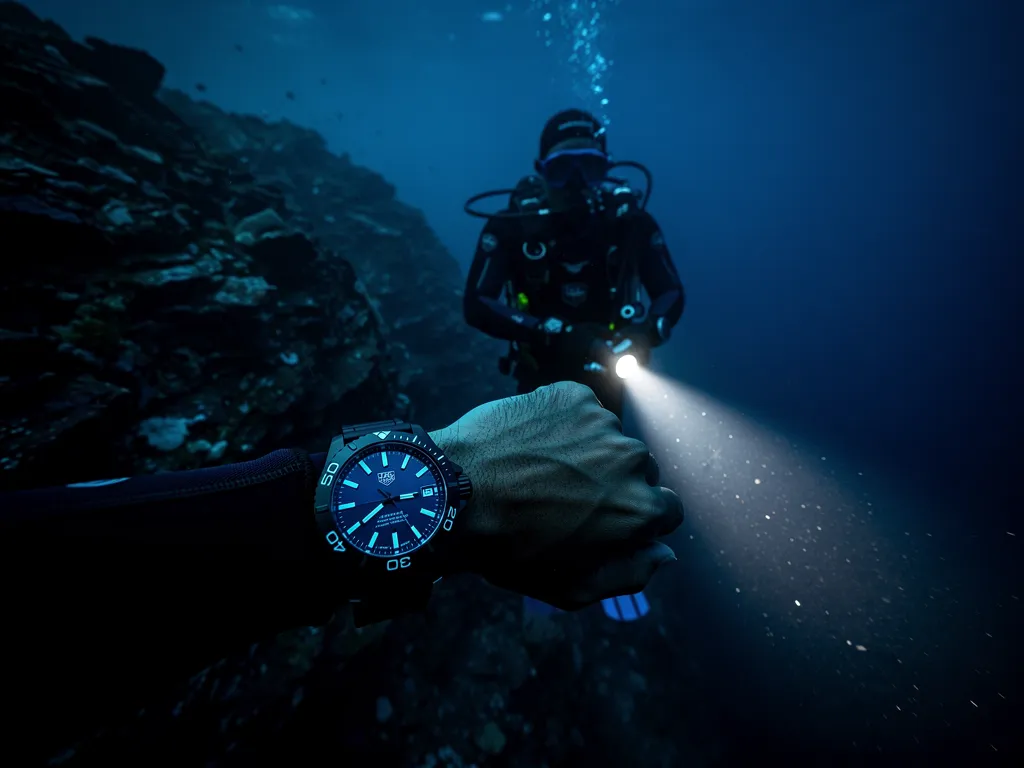 Hands-On Review: TAG Heuer Aquaracer Nightdiver Super Clone 8 Who Should Buy This Super Clone